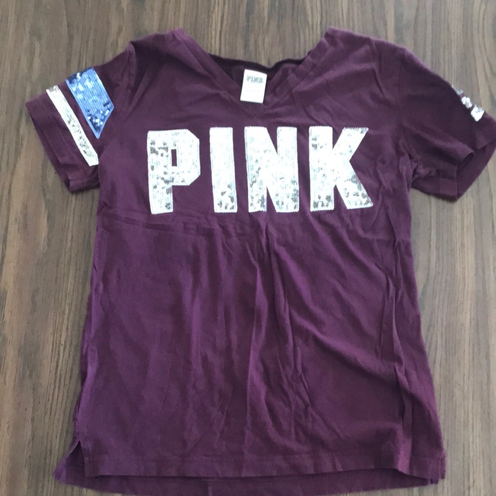 Pink v-neck tee shirt